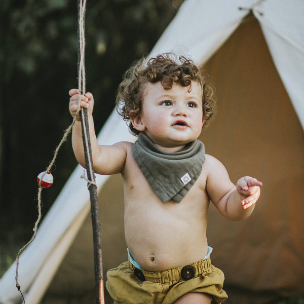 Organic Baby Bandana Bib – Single Scarf Bib